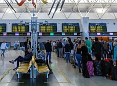 Derfor må du stå i lang innsjekkingskø på Gran Canaria