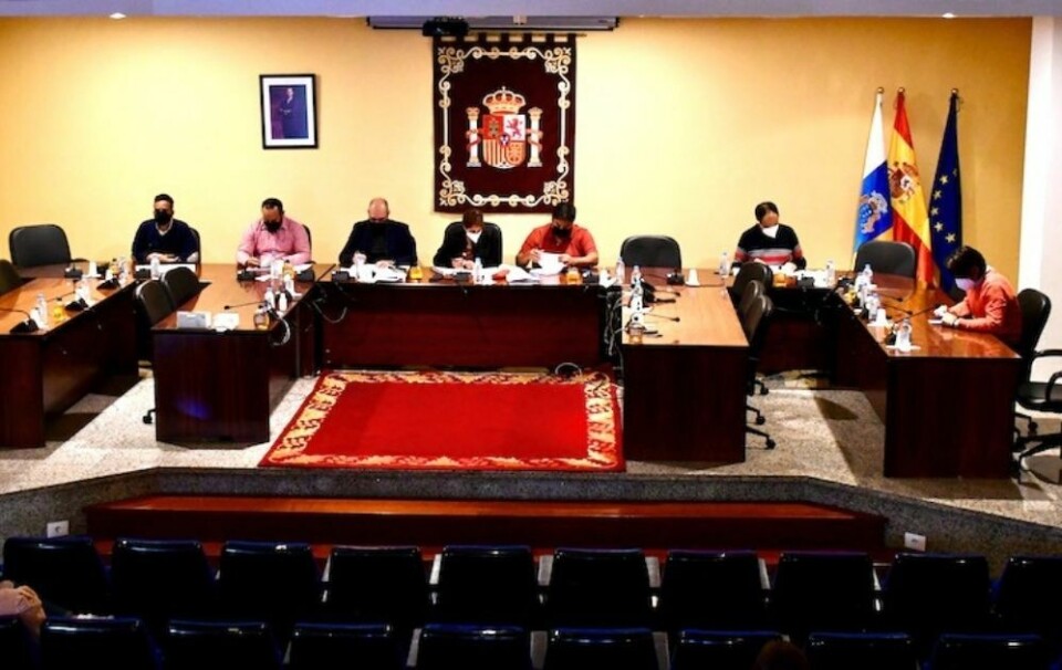 ARKIVFOTO: Bilde av tidligere kommunestyremøte. Foto: Mogán kommune