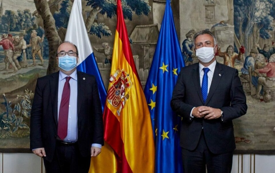 Kanariøyenes president Ángel Víctor Torres (til høyre) og minister Miquel Iceta (til venstre). Foto: Gobierno de Canarias