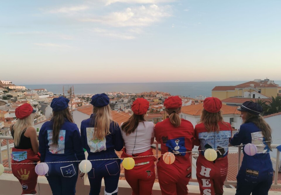 Gran Canaria-russen er på mange måter som sine motparter hjemme i Norge, men kjenner på mindre press og et godt samhold. Foto: Anna Karin Lervold