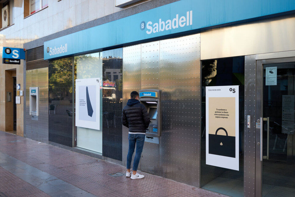 Et arkivfoto av en minibank i Spania. Foto: Aitor Serra Martin/Shutterstock