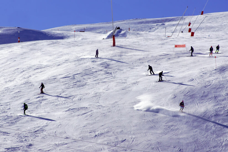 FLYTTE TIL SPANIA: Er du glad i å stå på ski? Spania har noen fantastiske skibakker, og er slettes ikke bare sol og strand. Foto: Amazing Travels/Shutterstock FLYTTE TIL SPANIA: Er du glad i å stå på ski? Spania har noen fantastiske skibakker, og er slettes ikke bare sol og strand. Foto: Amazing Travels/Shutterstock
