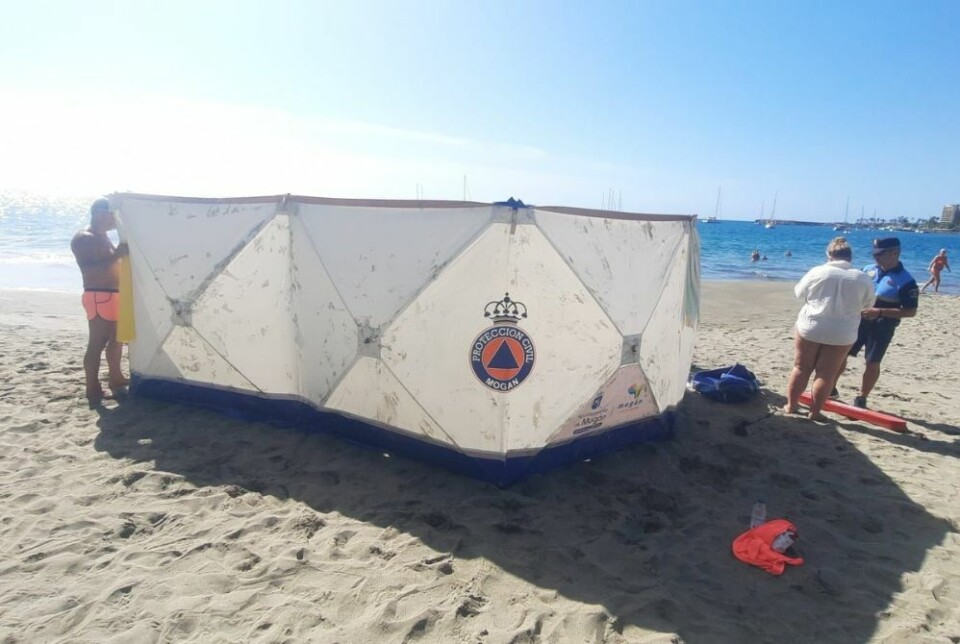 Foto: Privat Sivilforsvaret satt opp et skjermingstelt rundt stedet, slik at nødmannskapene kunne jobbe uforstyrret. Foto: Privat