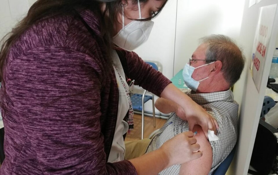 Regjeringen i Spania og helsemyndighetene på Kanariøyene har gjenopptatt bruken av AstraZeneca-vaksinen. Foto: Sanidad Gobcan