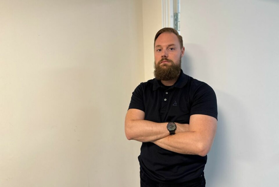 Emil Borgerud Sund samler på, kjøper og selger klokker som hobby. Han sier han ble lurt for 164.500 kroner av en norsk selger som bor på Gran Canaria. Foto: Privat Emil Borgerud Sund samler på, kjøper og selger klokker som hobby. Han sier han ble lurt for 164.500 kroner av en norsk selger som bor på Gran Canaria. Foto: Privat