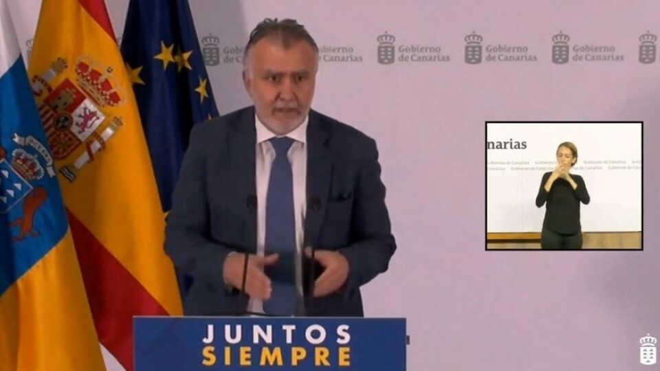 Skjermdump: pressekonferanse om portforbud og nye tiltak på Tenerife de neste dagene.