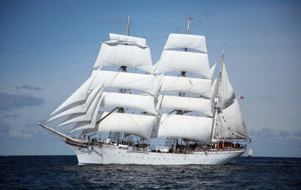VIDEO: Dette er ruta som 'Statsraad Lehmkul' skal følge. Deler av den er åpen for publikum, men billig blir det ikke.