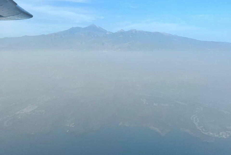 Et arkivfoto av en tidligere calima, sett fra luften. Foto: Flywithstan.com Et arkivfoto av en tidligere calima, sett fra luften. Foto: Flywithstan.com
