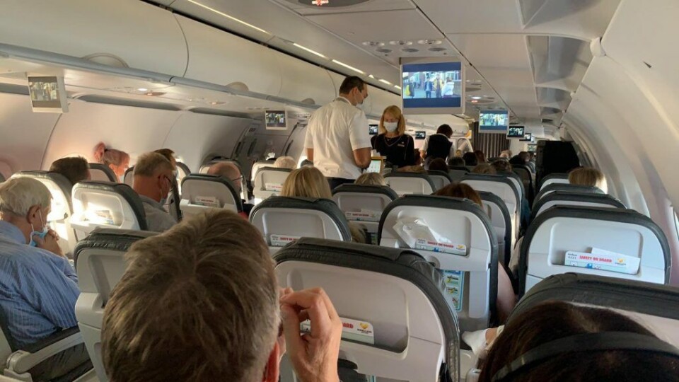 Å reise hjem til jul innebærer at man må forholde seg til en rekke regler. Foto: Canariavisen