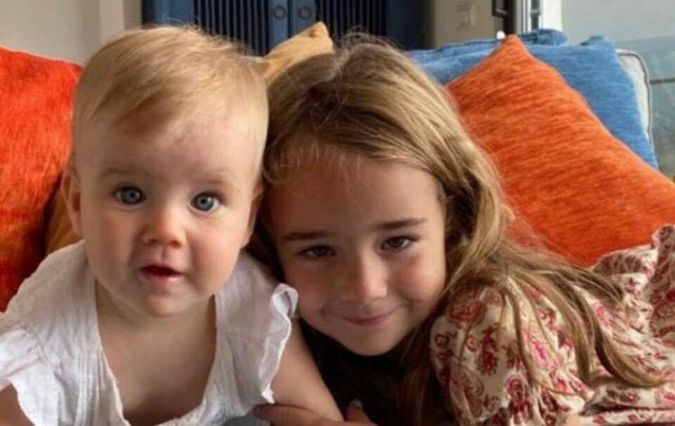 Anna (1) og Olivia (6) forsvant 27. april, da de ble kidnappet av sin egen far. Foto: Privat