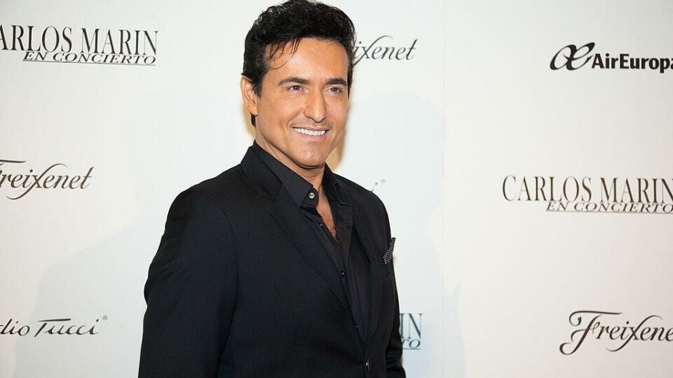 Carlos Marín var en berømt vokalist og medlem av gruppa Il Divo. Carlos Marín var en berømt vokalist og medlem av gruppa Il Divo.