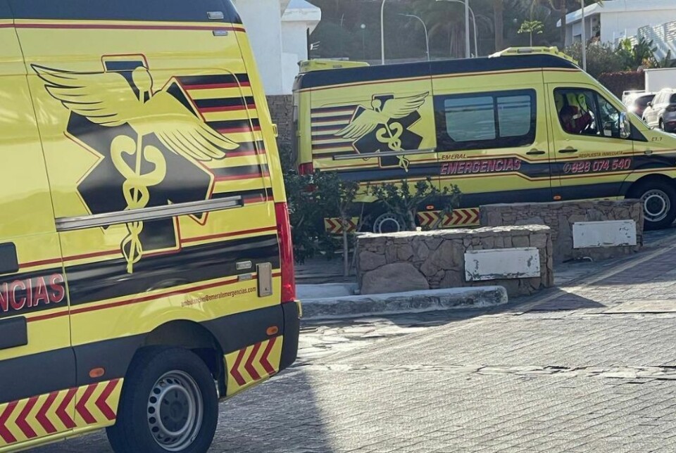 To private ambulanser rykket ut til ulykken, men det tok en halvtime før de ankom. Foto: Terje Utaker