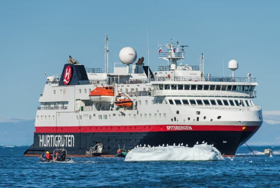 Nå er MS Spitsbergen i Las Palmas. Derfra skal de seile til Afrika på ekspedisjon. Foto: Karsten Bidstrup/Hurtigruten