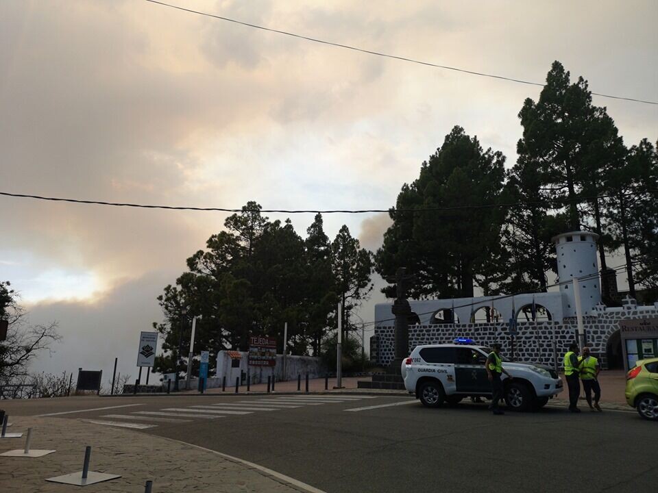 Myndighetene ber folk holde seg unna fjellene på Gran Canaria