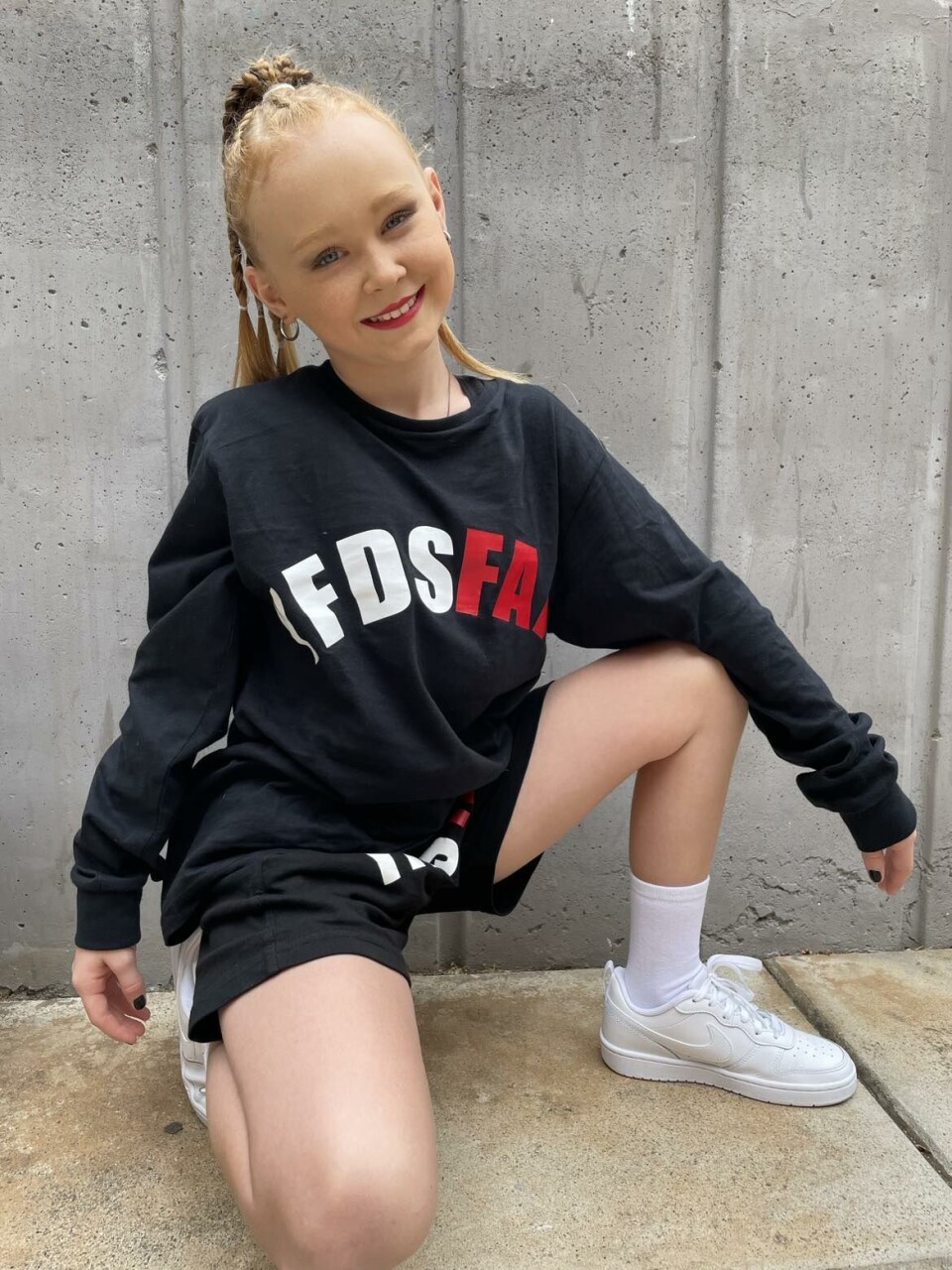 Emine har det som best når hun får danse og gleder seg til å representere Spania sammen med danseskolen Yufunk Dance School. Foto: Privat Emine har det som best når hun får danse og gleder seg til å representere Spania sammen med danseskolen Yufunk Dance School. Foto: Privat