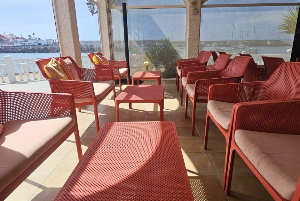 LESEVÆRELSET: Her har det også kommet nye møbler etter forrige innsamling. Foto: Canariavisen LESEVÆRELSET: Her har det også kommet nye møbler etter forrige innsamling. Foto: Canariavisen