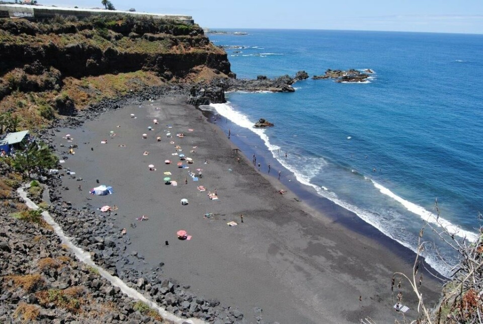 Playa Bollullo er ikke enkel å komme til, men er du i god form er turen verdt det. Foto: TenerifePlayas Playa Bollullo er ikke enkel å komme til, men er du i god form er turen verdt det. Foto: TenerifePlayas