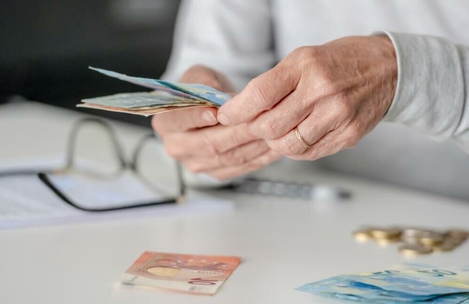 Pengegaver til barn og barnebarn er vanlige, også i Spania, men de må rapporteres inn til spanske skattemyndigheter. Foto: Shutterstock