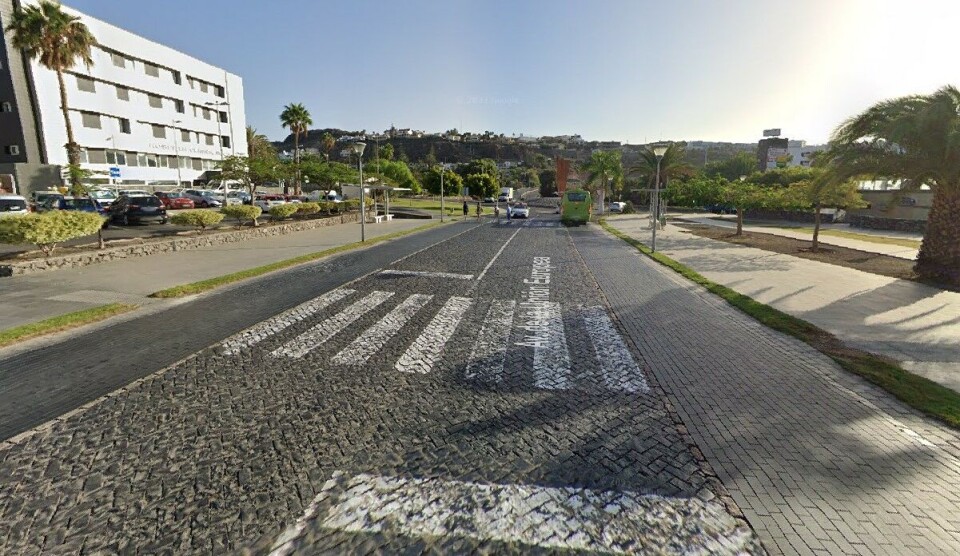 Brosteinen har mildt sagt vært upopulær. Foto: Google Maps