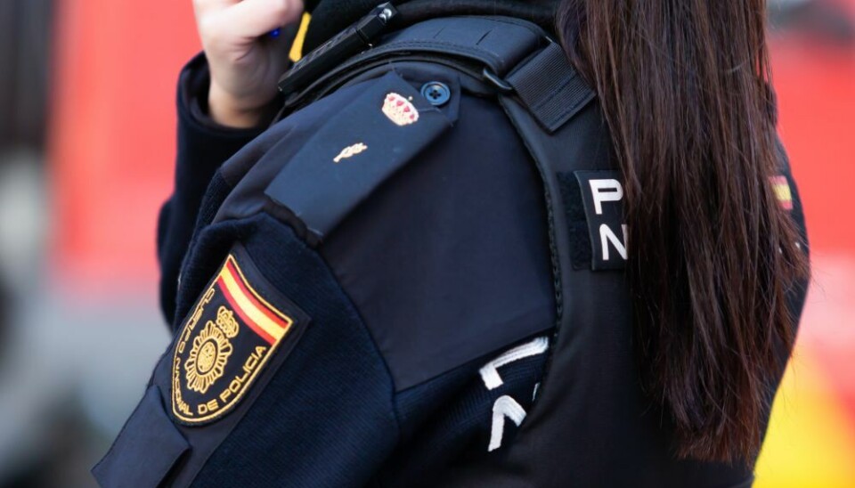 Arkivfoto av en betjent i Policía Nacional, det spanske nasjonalpolitiet. Foto: Marta Fernandez Jimenez/Shutterstock