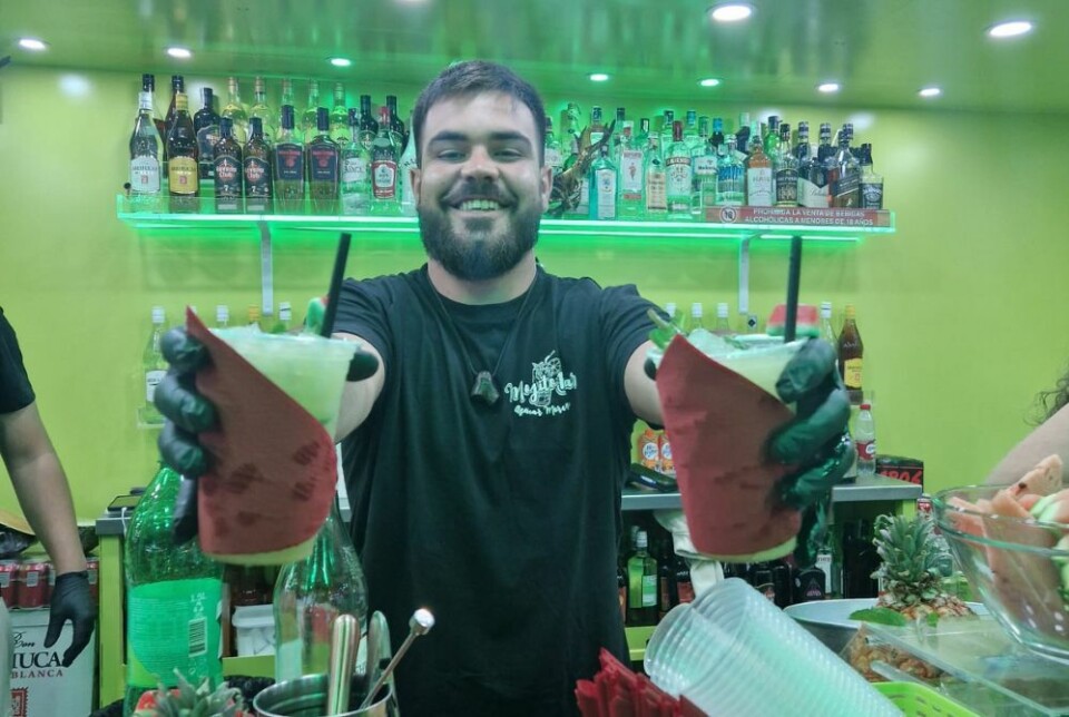 Det blir ingen karnevalsfest uten rikelig med drinker. Foto: Morten Johannesen Det blir ingen karnevalsfest uten rikelig med drinker. Foto: Morten Johannesen