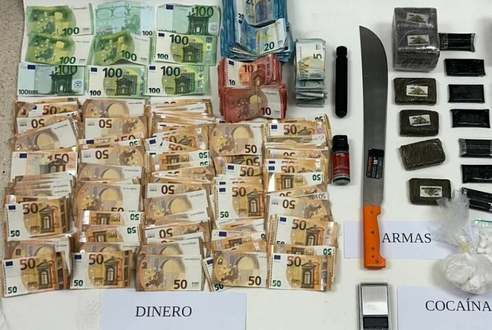 Deler av beslaget politiet gjorde i aksjonen. Foto: Policia Nacional