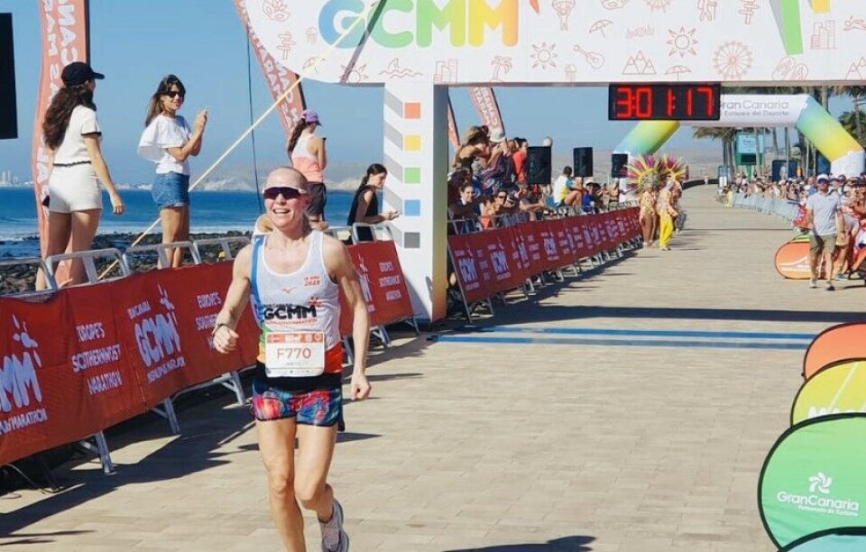 Anette Leistad løp seg til tredjeplass i årets Maspalomas-maraton. Foto: Maspalomas Marathon