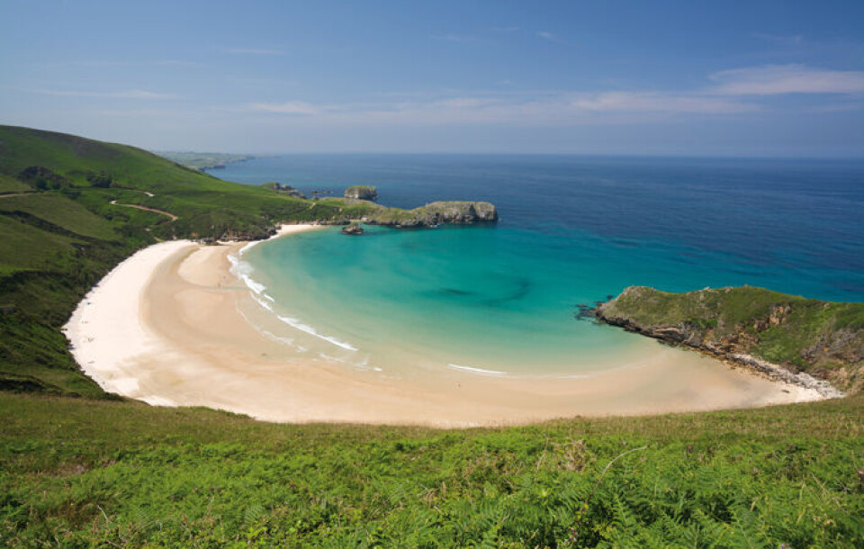 Nok en strand i Asturias som havnet på vår liste over de beste strendene i Spania. Foto: Turismo Asturias Nok en strand i Asturias som havnet på vår liste over de beste strendene i Spania. Foto: Turismo Asturias