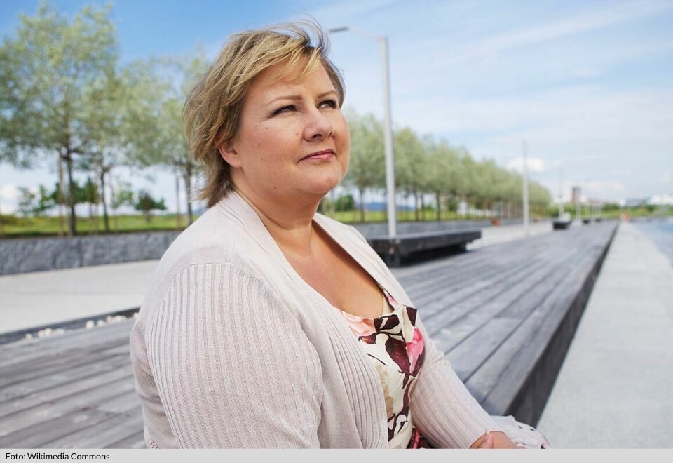 Solberg: – Nordmenn må belage seg på norgesferie