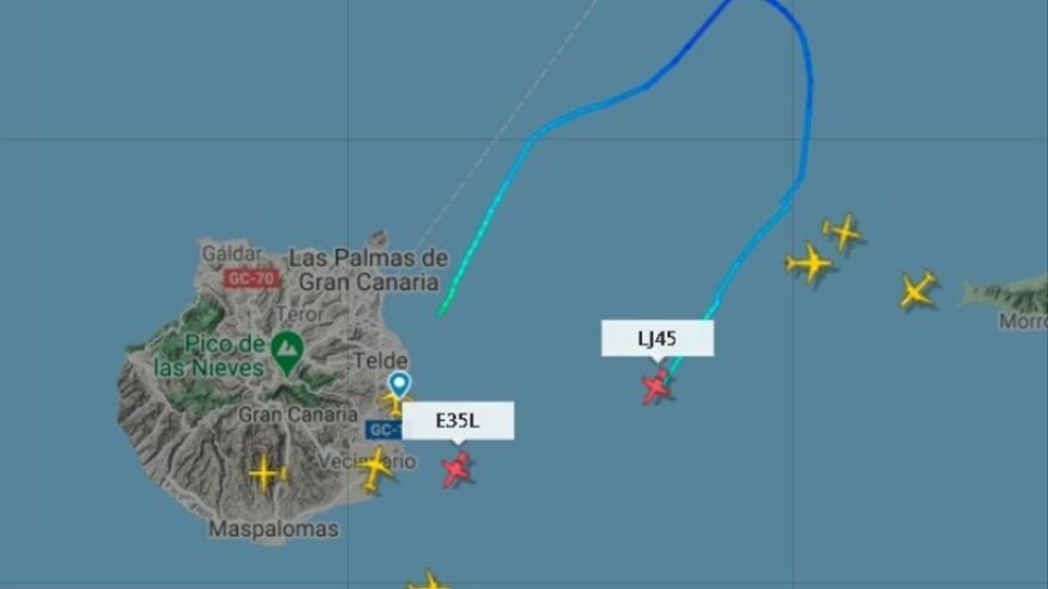 Grafikk: FlightRadar 24