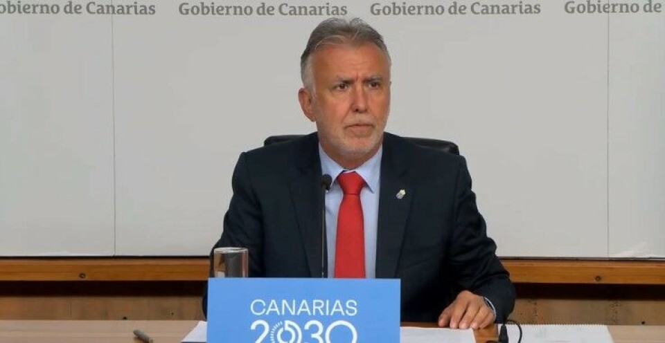 Fungerende president for Kanariøyene, Ángel Víctor Torres, holdt sitt siste regjeringsråd før den nye regjeringen overtar neste uke.