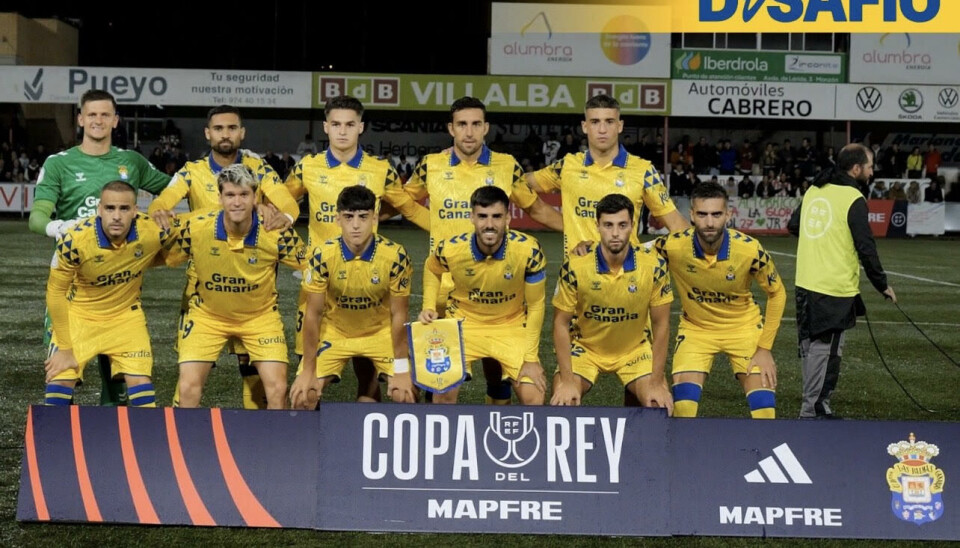 FØR AVSPARK: Las Palmas stilte med dette laget fra start mot Ontiñena CF.
