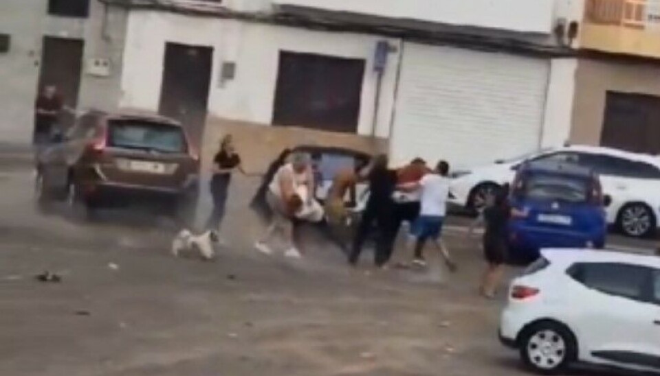 Naboer barket sammen på høylys dag