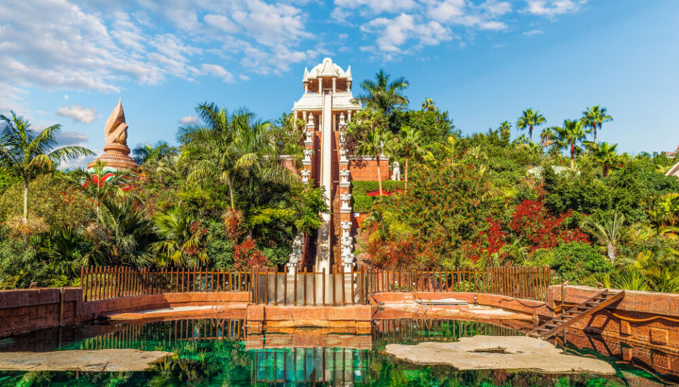 Siam Park er en av Tenerifes største attraksjoner og er gjentatte ganger kåret til verdens beste badeland.