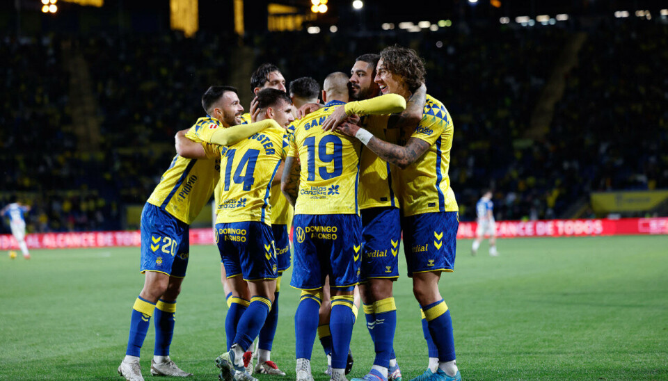 SCORING: Sando Ramirez bøyde frisparket over muren og satt 1-0 til Las Palmas.