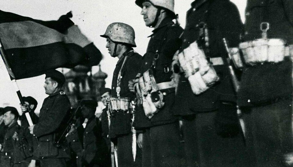SPANIAS ROLLE: Franco ville ikke gå inn i krigen offisielt, men tillot at spanske statsborgere kunne melde seg frivillig for nazistene. På bildet er spanske soldater som kjempet for nazistene.