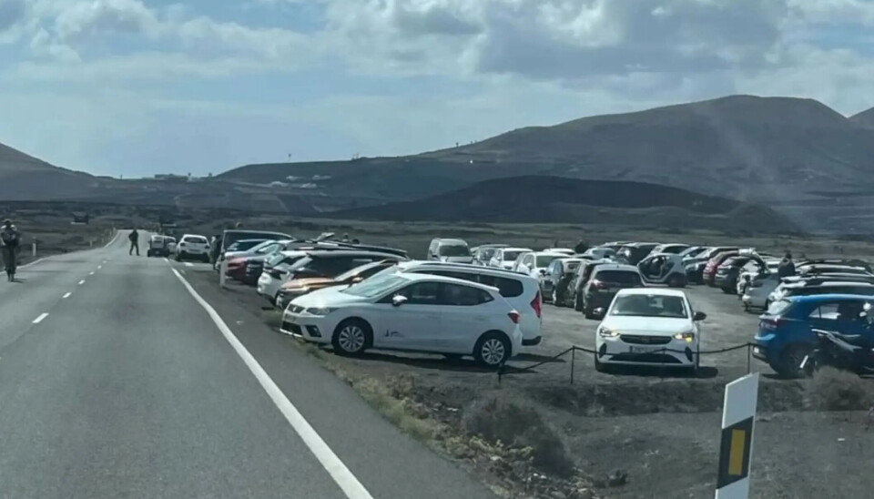 BILKAOS: Mange biler og mye søppel – slik beskrives situasjonen av lokale aktivister.