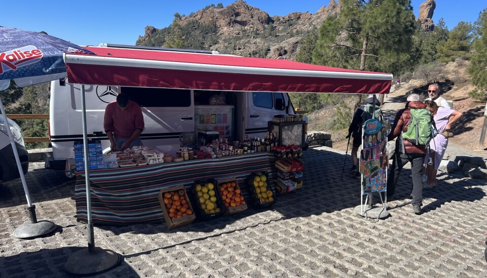 KIOSK: Ved starten av turen stod det en foodtruck som solgte diverse ting.