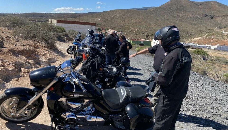 Du hører det når Banana Riders kommer kjørende, enten det er på en Harley eller Honda.