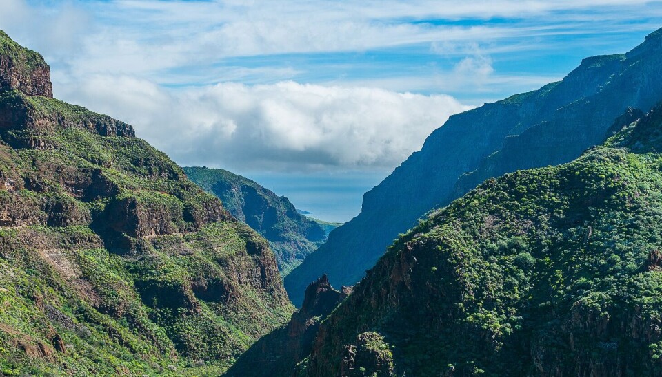 Den vakre huledalen er ikke bare 'til pynt'. Her bor det fremdeles folk i huler.