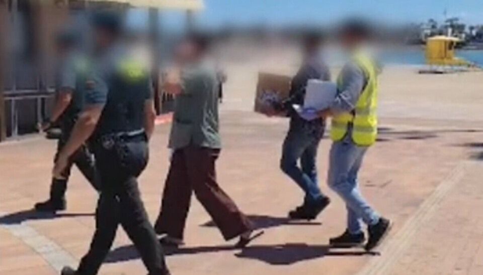 PÅGREPET: Politiet mener kvinnen gi folk medisin ment for hunder - og hun var slettes ikke lege.