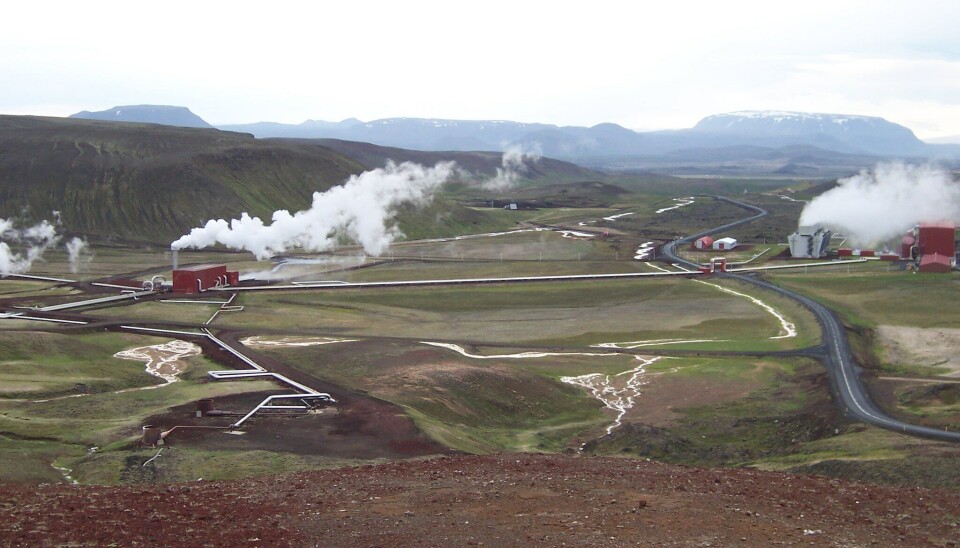 Geotermisk energi, der man bruker underjordisk varme for å skape strøm, er i utstrakt bruk på f.eks. Island i dag. Også Kanariøyene er vulkansk aktive, og kan derfor dra nytte av den samme teknologien.