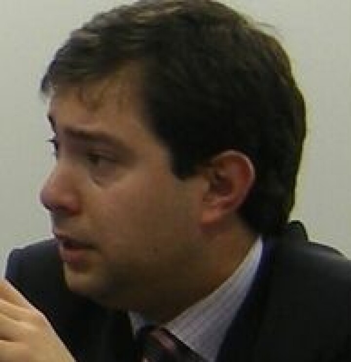 César Martínez er professor ved Universidad Autónoma de Madrid.