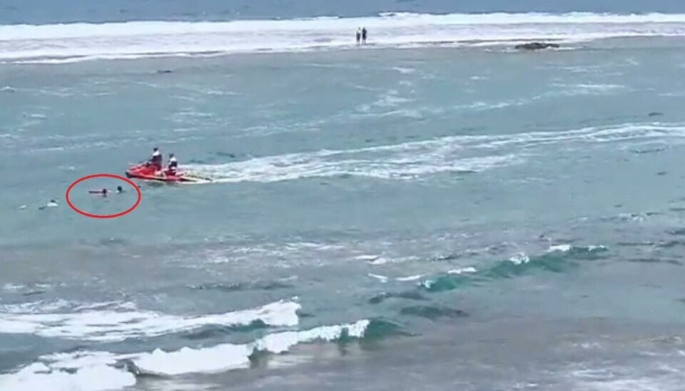 FANGET PÅ KAMERA: Den dramatiske redningsaksjonen ble fanget på kamera.