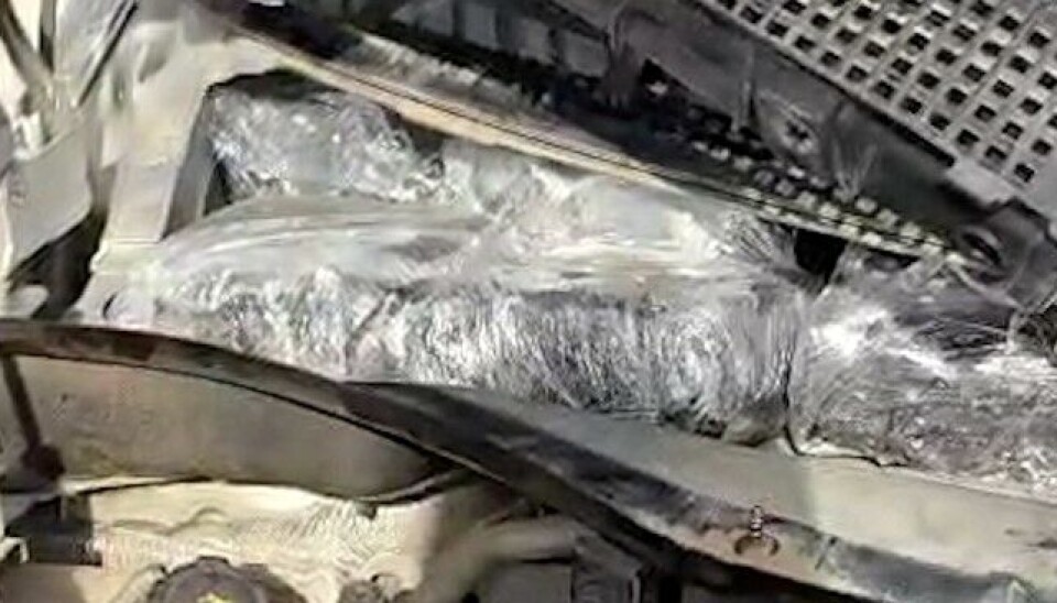 SKJULT: I bilen fant politiet 32 kilo hasj.