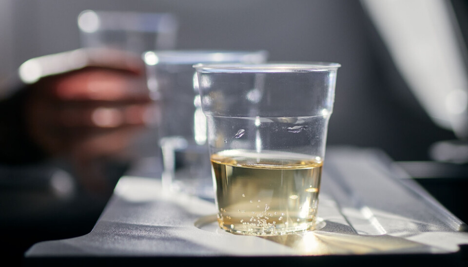Alkohol på fly har blitt et problem. Nå har Ryanair fått nok.