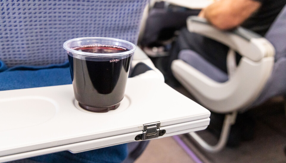 Passasjerer som er for harde på flaska skal tas hos Ryanair. Det gjelder spesielt smugdrikking av medbrakt alkohol.