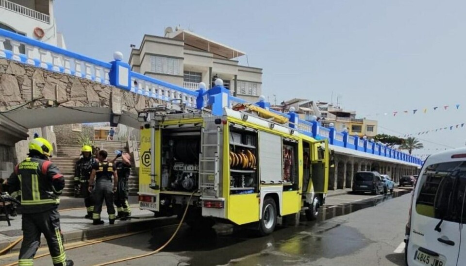 BRANT: En restaurant tok fyr i Arguineguín sørvest på Gran Canaria i går, torsdag.