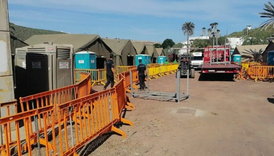 FLYTTET: Etter uker med total kollaps bygde spanske myndigheter nye migrantleire, som denne i Barranco Seco på Gran Canaria.