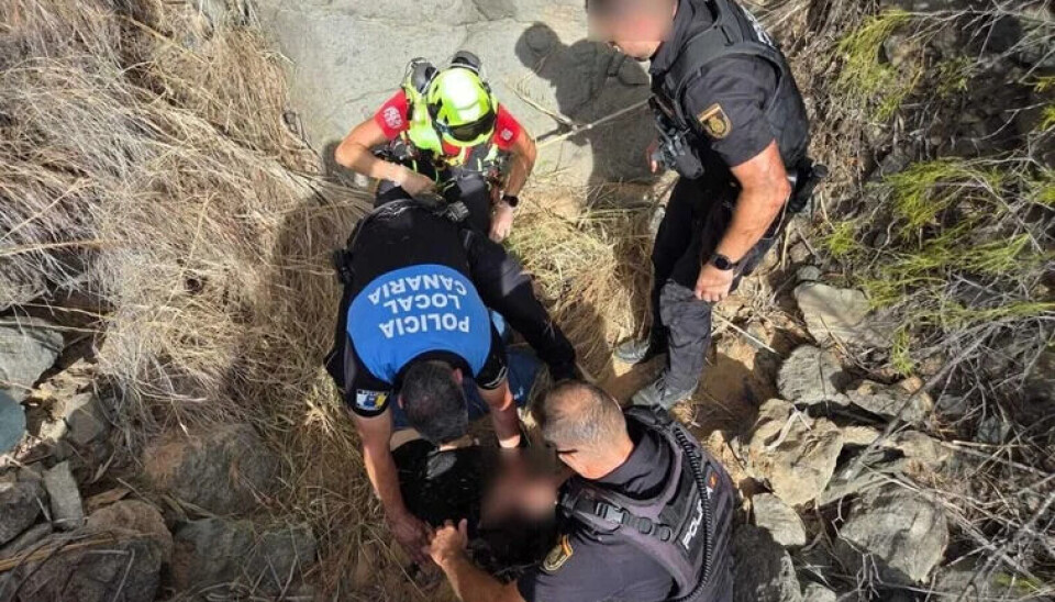 Kvinnen måtte reddes med helikopter.